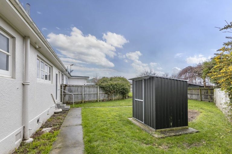 Photo of property in 13 Huia Street, Riccarton, Christchurch, 8041