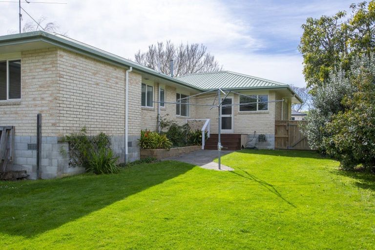 Photo of property in 6 Parkview Place, Riverdale, Gisborne, 4010