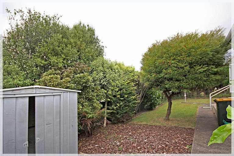 Photo of property in 11 Royal Place, Levin, 5510