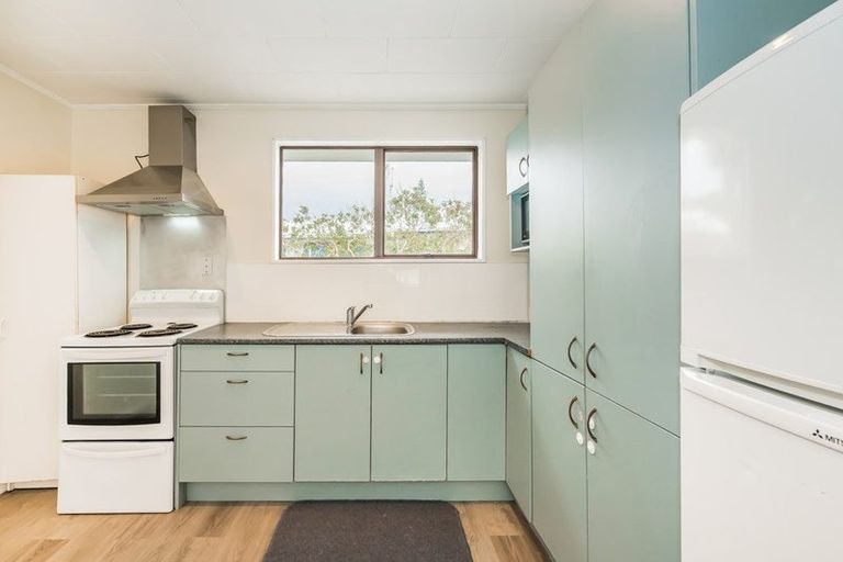 Photo of property in 83 Donovan Road, Paraparaumu Beach, Paraparaumu, 5032