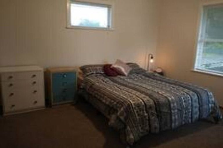 Photo of property in 10 Roseanne Road, Manurewa, Auckland, 2102