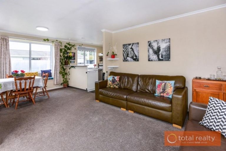 Photo of property in 11 Glovers Road, Halswell, Christchurch, 8025