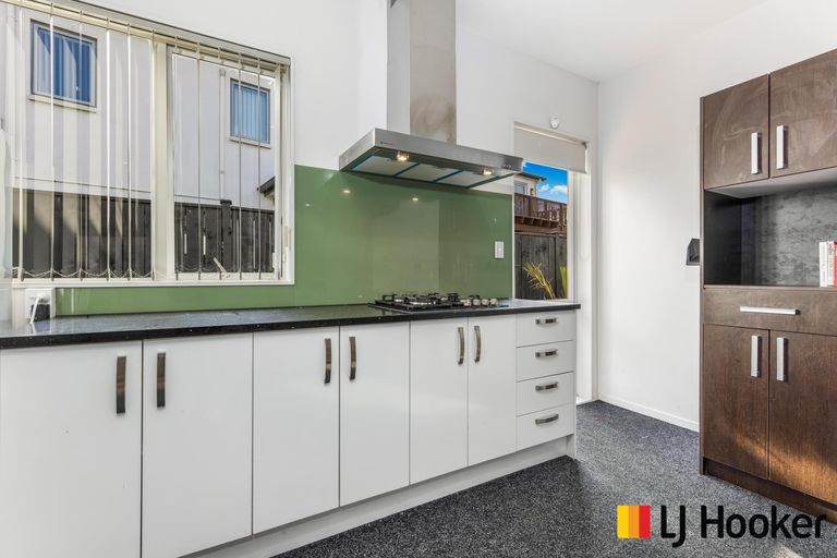 Photo of property in 39 Pickaberry Avenue, Karaka, Papakura, 2113