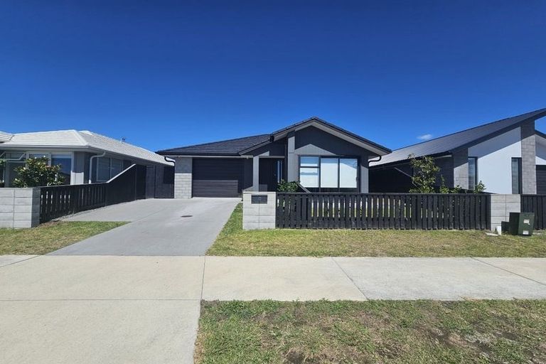 Photo of property in 72 Union Drive, Papamoa, 3118