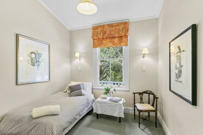 Photo of property in 31 Maarama Crescent, Aro Valley, Wellington, 6021