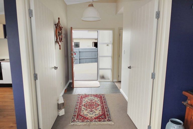 Photo of property in 50a Signal Street, Foxton Beach, Foxton, 4815