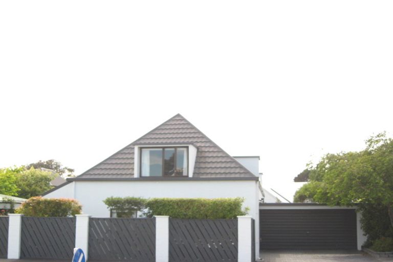 Photo of property in 11 Penruddock Rise, Westmorland, Christchurch, 8025