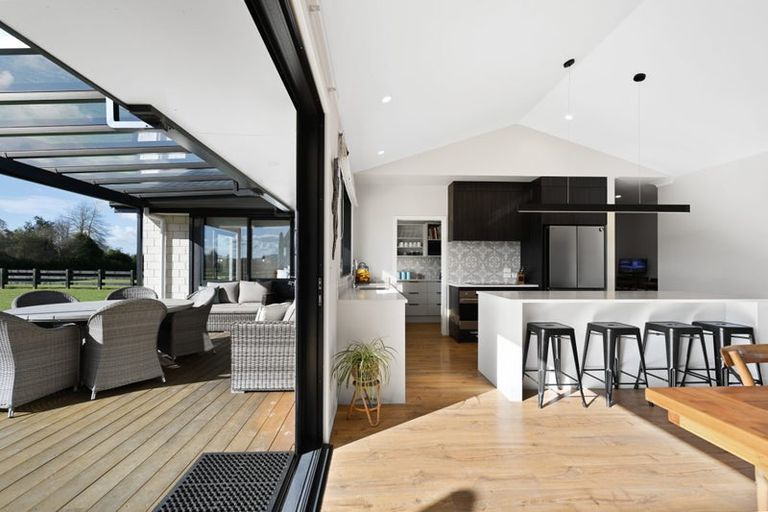 Photo of property in 21 Delta Way, Te Kowhai, Hamilton, 3288