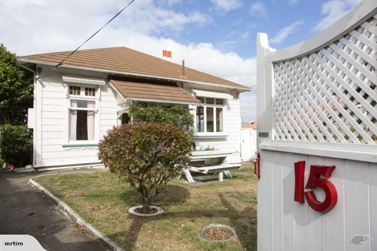 Photo of property in 15 Crawford Road, Kilbirnie, Wellington, 6022