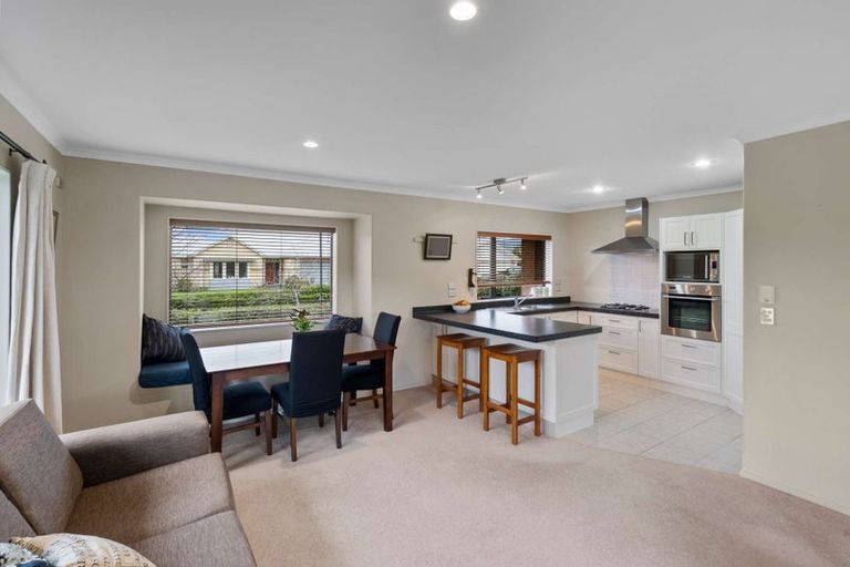 Photo of property in 8 Ernest Gray Place, Halswell, Christchurch, 8025