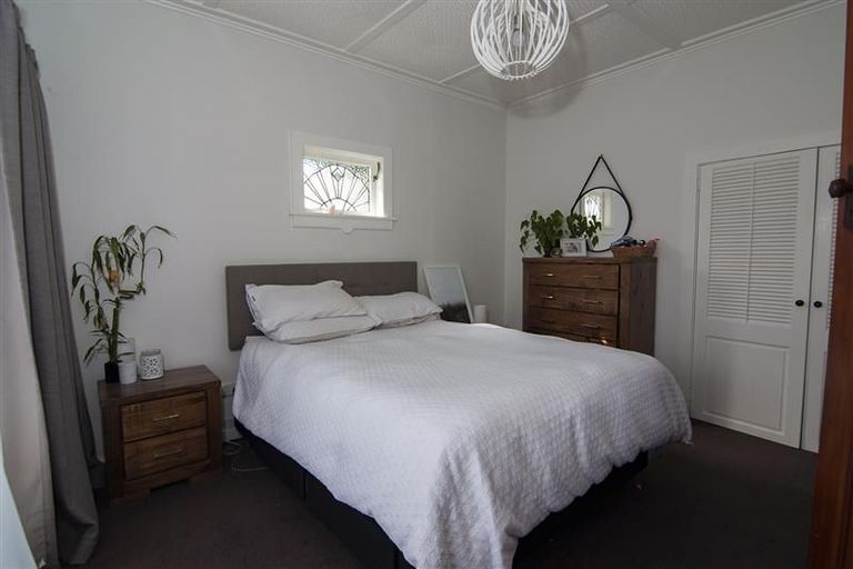 Photo of property in 16 Burrows Place, Frankton, Hamilton, 3204