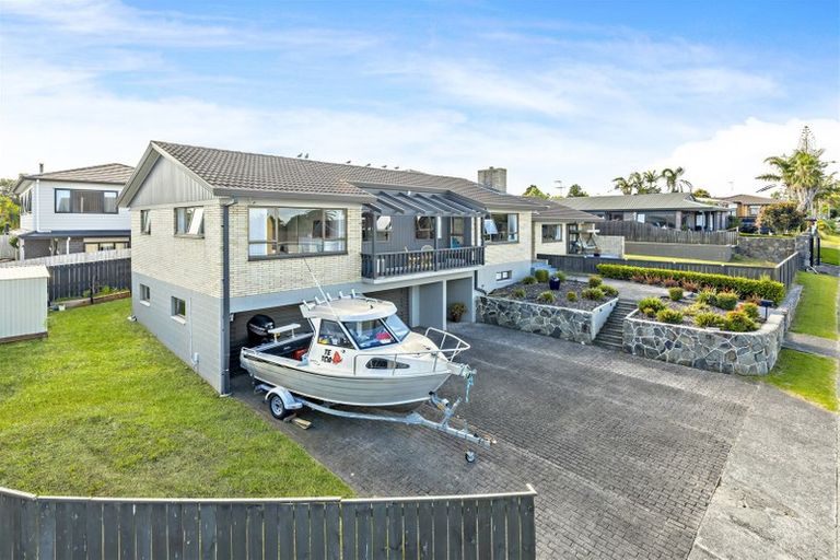 Photo of property in 47 Evans Road, Weymouth, Auckland, 2103