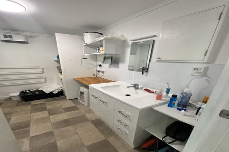 Photo of property in 7/18 Agra Crescent, Khandallah, Wellington, 6035