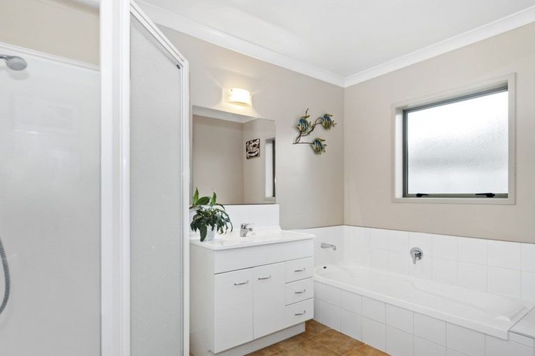 Photo of property in 9 Nicole Place, Papamoa Beach, Papamoa, 3118