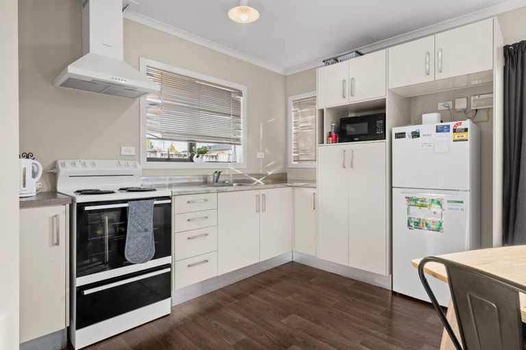 Photo of property in 10f Yorkshire Road, Silverdale, Hamilton, 3216