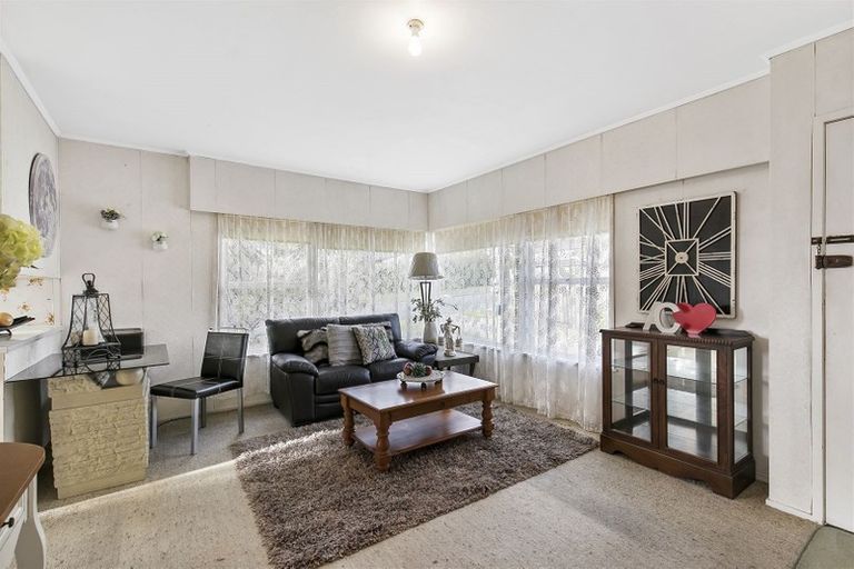 Photo of property in 1/14 Lynn Road, Bayview, Auckland, 0629