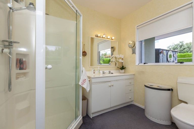 Photo of property in 236 Mazengarb Road, Paraparaumu, 5032