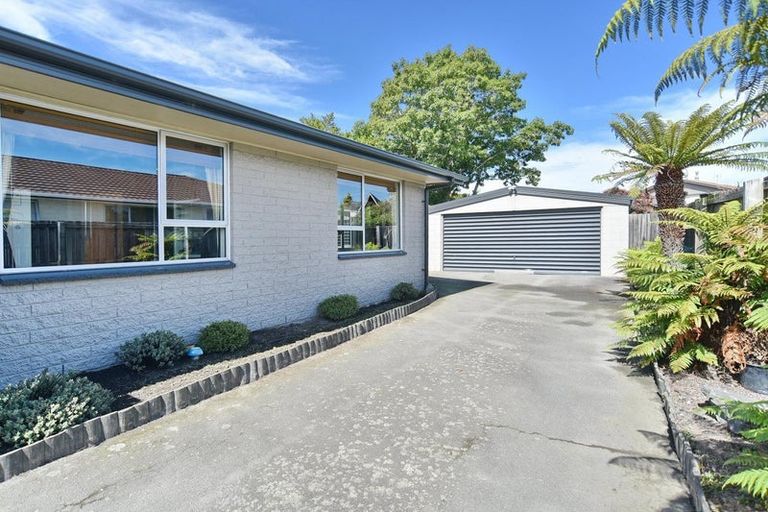 Photo of property in 113 Johns Road, Northwood, Christchurch, 8051