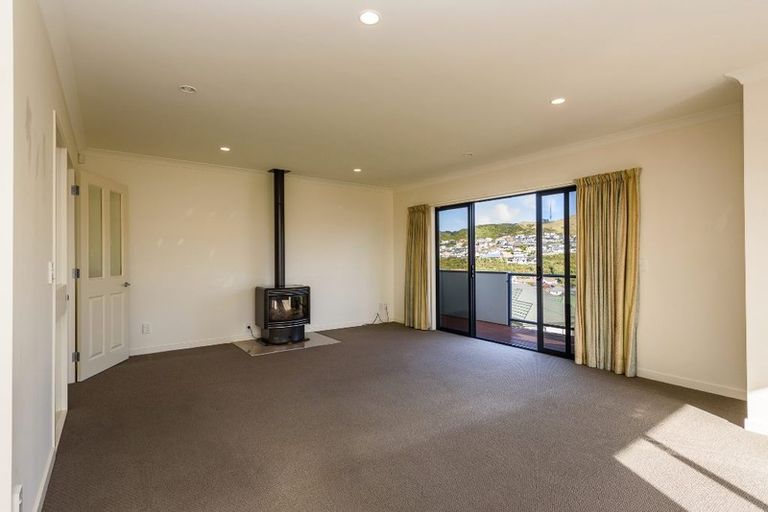 Photo of property in 15 Nether Green Crescent, Johnsonville, Wellington, 6037