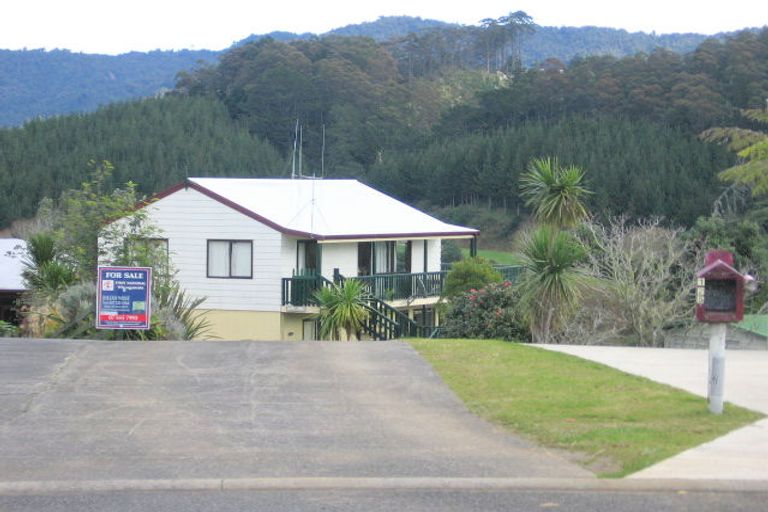 Photo of property in 125 Chevron Crescent, Whangamata, 3620