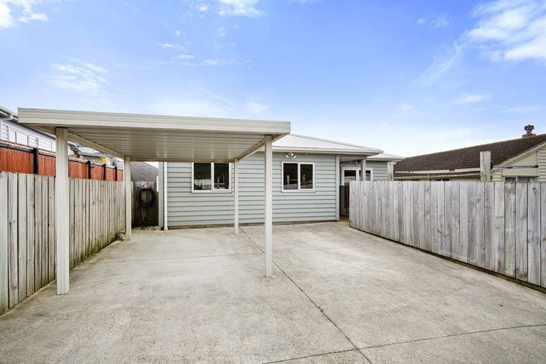 Photo of property in 269 Warspite Avenue, Waitangirua, Porirua, 5024
