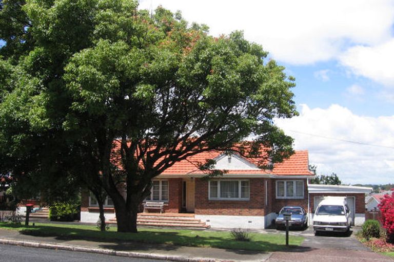 Photo of property in 37 Hillside Road, Mount Wellington, Auckland, 1062