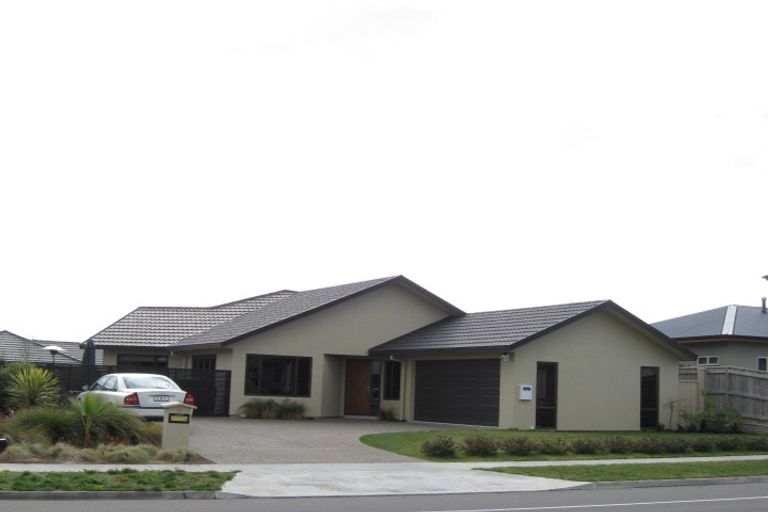 Photo of property in 19 Russell Robertson Drive, Havelock North, 4130