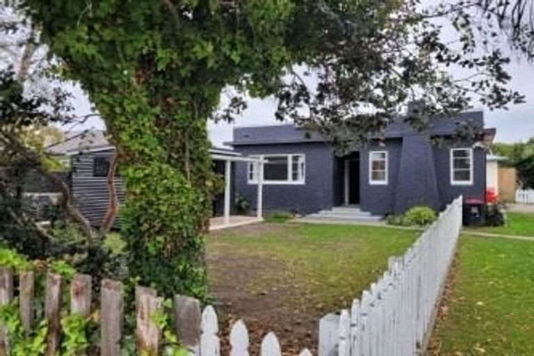 Photo of property in 501 Grove Road, Mayfair, Hastings, 4122