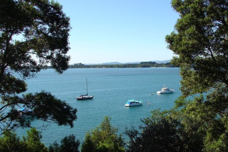 Photo of property in 22 Myrtle Drive, Omokoroa, 3114