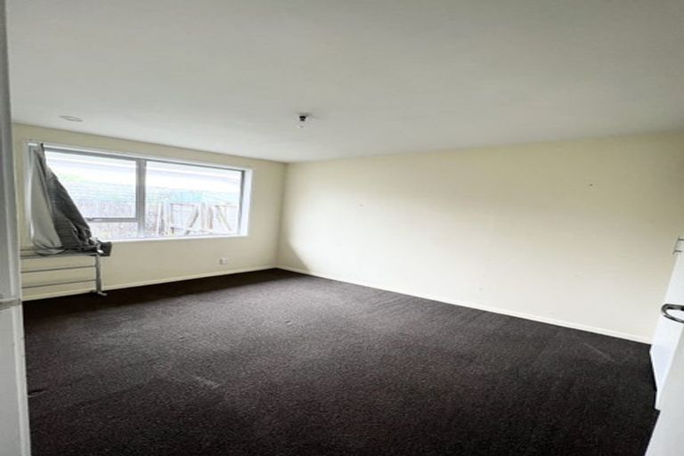 Photo of property in 2/417 Worcester Street, Linwood, Christchurch, 8011