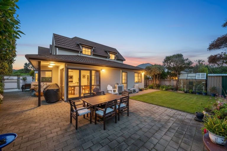 Photo of property in 158 Westchester Drive, Churton Park, Wellington, 6037