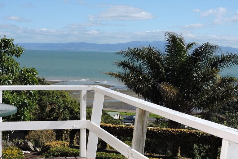 Photo of property in 15 Eames Crescent, Te Mata, Thames, 3575