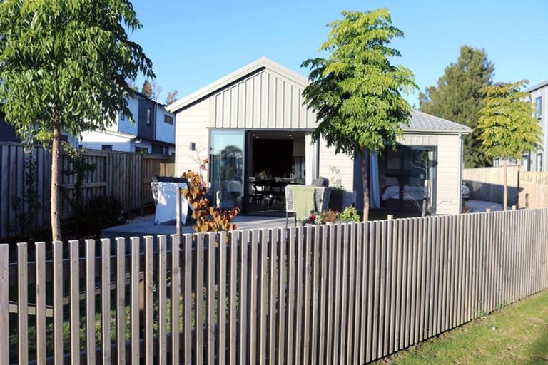 Photo of property in 56 Jacks Landing Drive, Hamilton Lake, Hamilton, 3204