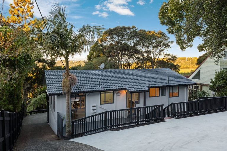 Photo of property in 420 Huia Road, Laingholm, Auckland, 0604