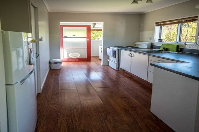 Photo of property in 8/19 Bayside Avenue, Te Atatu Peninsula, Auckland, 0610