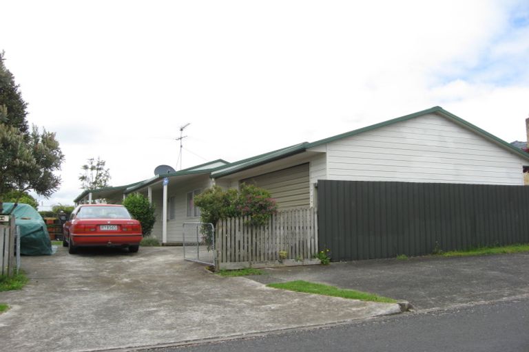 Photo of property in 54 Tasman Street, Pukekohe, 2120