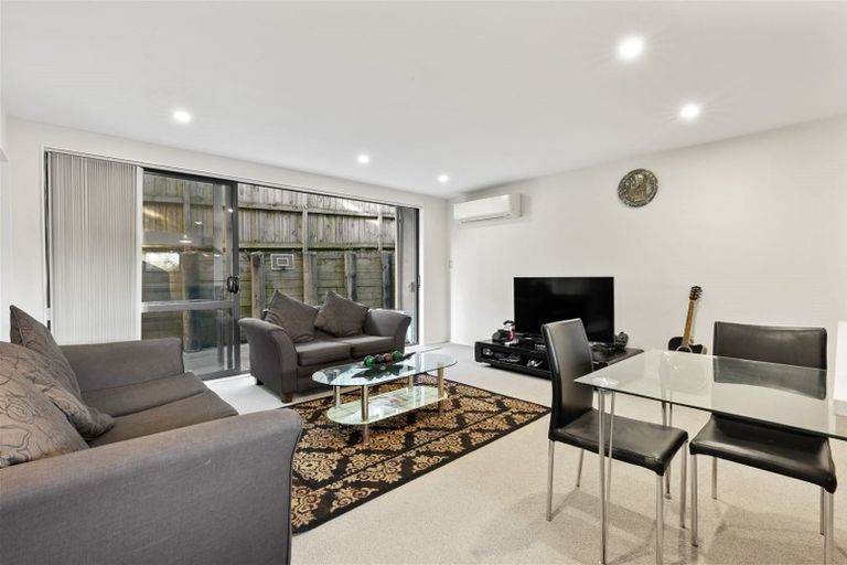 Photo of property in 5/15 Wyllie Road, Papatoetoe, Auckland, 2025