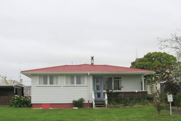 Photo of property in 27 Menzies Place, Paeroa, 3600