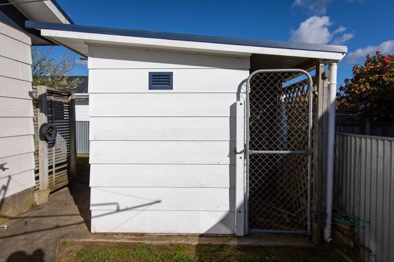 Photo of property in 46 Allardice Street, Dannevirke, 4930