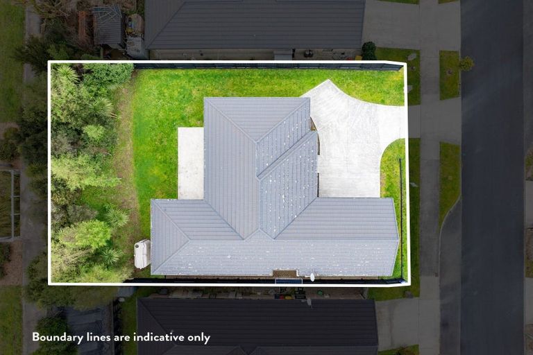 Photo of property in 18 Patatee Terrace, Baverstock, Hamilton, 3200