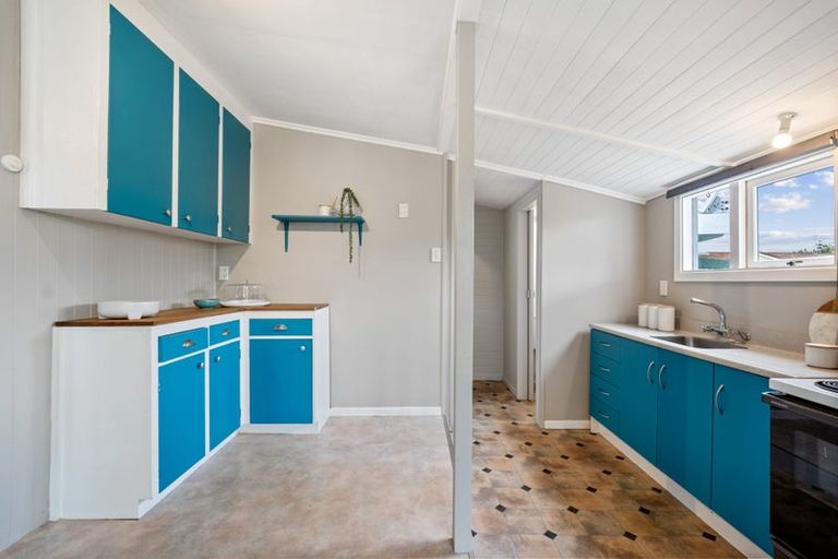 Photo of property in 13 Third Avenue, Avenues, Whangarei, 0110