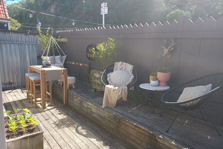 Photo of property in 9/199 Grant Road, Thorndon, Wellington, 6011