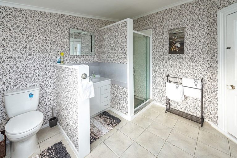 Photo of property in 10 Carlton Avenue, Gonville, Whanganui, 4501