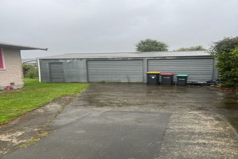 Photo of property in 15 Shetland Street, Woolston, Christchurch, 8062