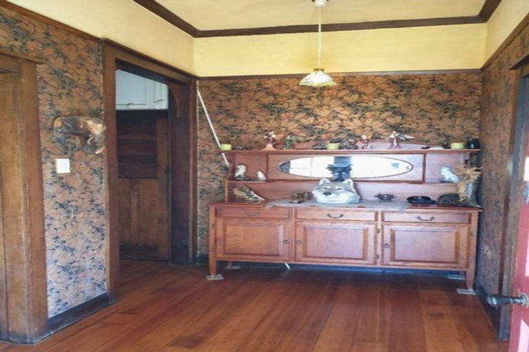 Photo of property in 21 Egmont Street, Patea, 4520