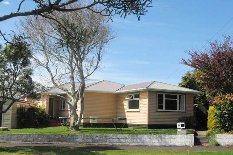 Photo of property in 36 Budleigh Street, Frankleigh Park, New Plymouth, 4310