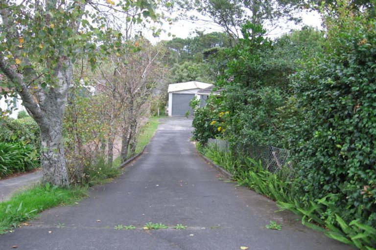 Photo of property in 416 Don Buck Road, Massey, Auckland, 0614