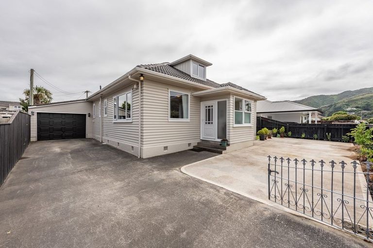 Photo of property in 3 Jutland Street, Waterloo, Lower Hutt, 5011