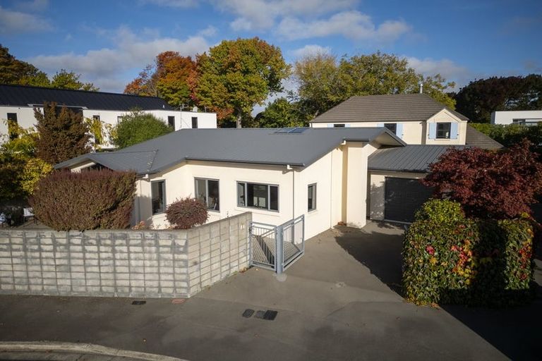 Photo of property in 8 Church Lane, Merivale, Christchurch, 8014