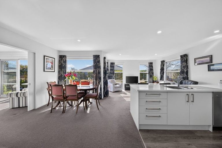 Photo of property in 42 Brockelbank Drive, Kaiapoi, 7630